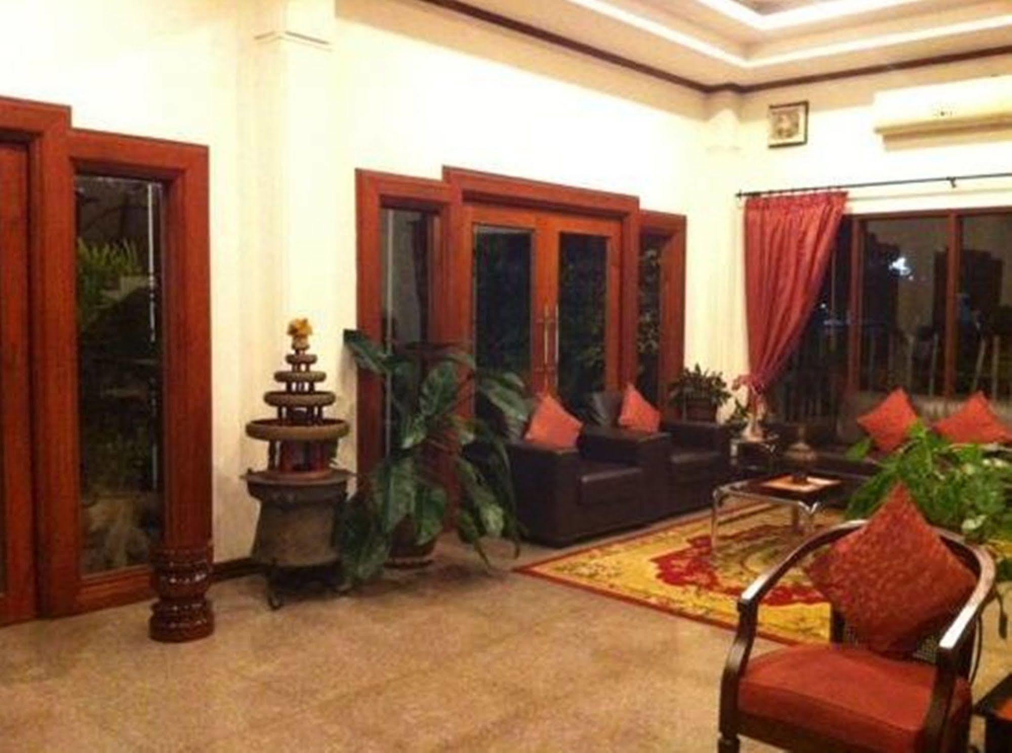 Vayakorn Inn Vientiane Eksteriør bilde